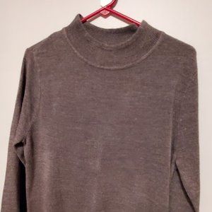 Gray Sweater, Size PXL, Napa Valley brand, very soft and comfortable.